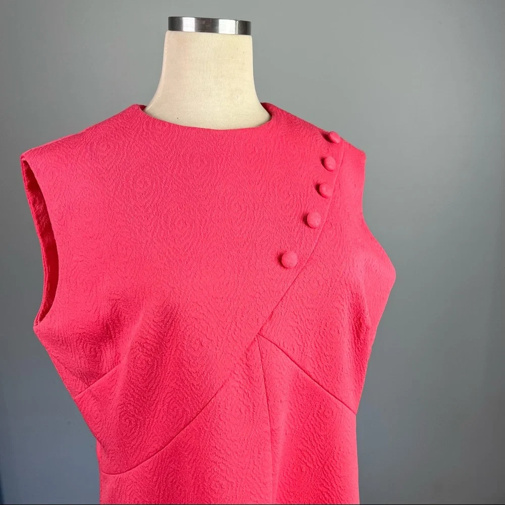 VINTAGE 1960's Pink Coral Sleeveless Textured Mid Century Day Dress - Picture 5 of 15
